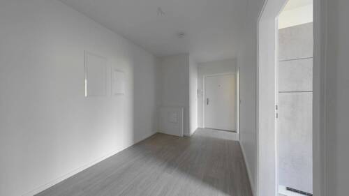 Flur - 2 Zimmer Etagenwohnung zur Miete in Celle