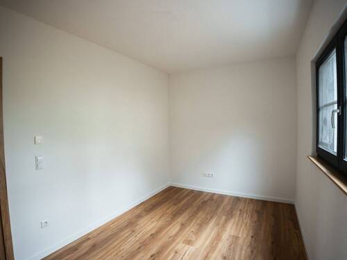 Arbeitszimmer im EG - 