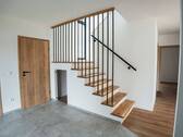 Der modern gestaltete Treppenaufgang... - 