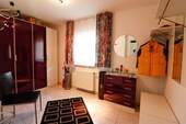 Zimmer 1 - 
