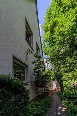 Hausansicht von rechts - 