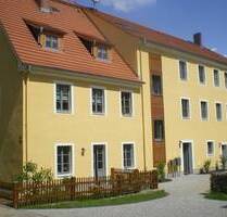 Ruhige 2 Raumwohnung mit Kamin und Balkon in Alt-Weinhübel - Görlitz