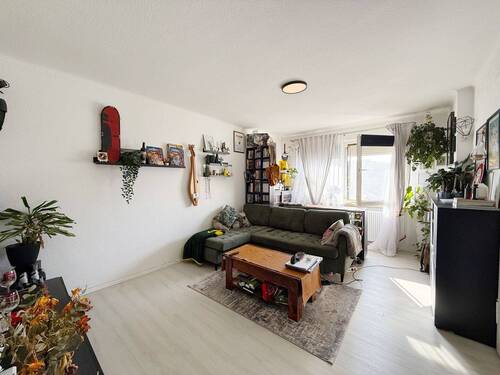 Wohnzimmer Vorderhaus EG - 