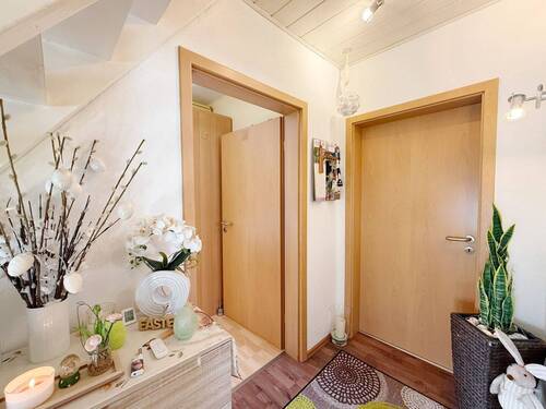 Flur Vorderhaus OG - 