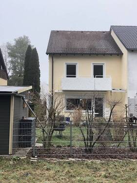 Rückansicht - Doppelhaushälfte mit 121,70 m² in Eichenau zur Miete