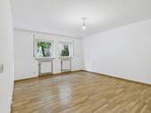 Wohnraum - 1 Zimmer Etagenwohnung in Stuttgart