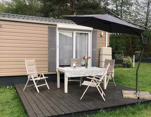 Terrasse - Wohnqualität auf kleinem Raum-Mobilheim mit Terrasse & Garten