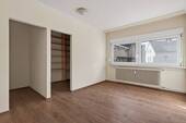 Schlafzimmer mit Ankleide - 