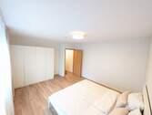 inkl. Bett und Schränke - 2 Zimmer Etagenwohnung in Kaiserslautern
