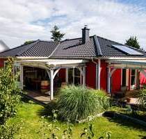 ~~Wo rotes Holz auf nordische Idylle trifft - Ihr Zuhause bei Bergen auf Rügen~~ - Bergen auf Rügen / Tilzow