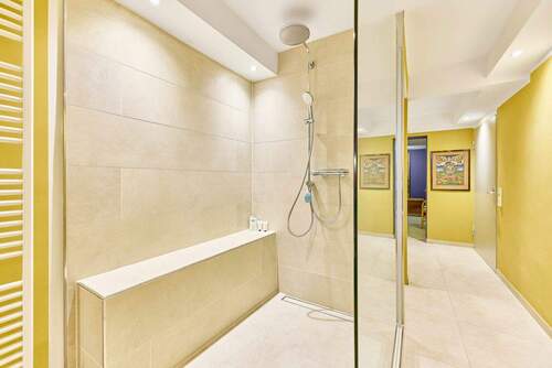 Gäste Duschbad UG - 