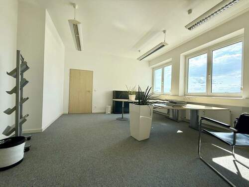 Genügend Platz für Schränke vor Renovierung - 