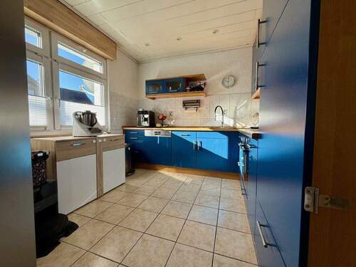 Erdgeschoss: Offene Wohnküche - 