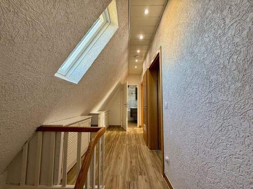 Dachgeschoss: Flur - 