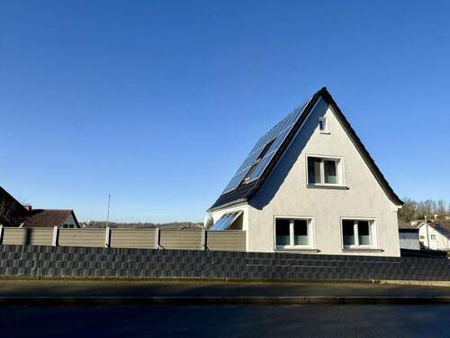 Haus kaufen Fröndenberg-Hohenheide - 4 Zimmer Einfamilienhaus in Fröndenberg/Ruhr