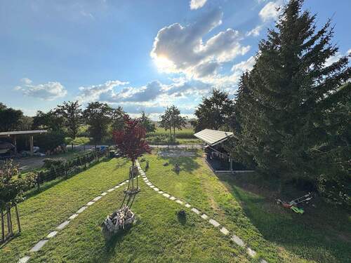 Balkon Bad OG Blick 1 - 7 Zimmer Einfamilienhaus in Strausberg
