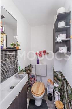 WC - 