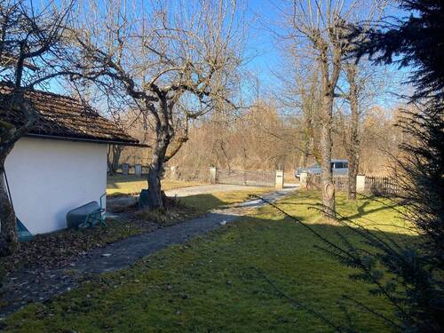 Garten_Nordseite_Haus.jpg - Grundstück in Bad Aibling