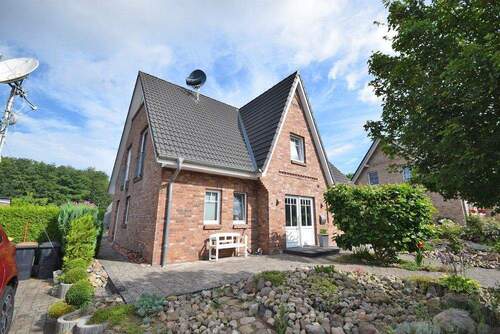 Straßenansicht - 5 Zimmer Einfamilienhaus zum Kaufen in Steinburg