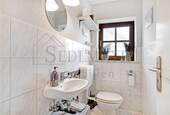 Ansicht Gäste WC - Etagenwohnung mit 106,60 m&sup2; in Westendorf zum Kaufen