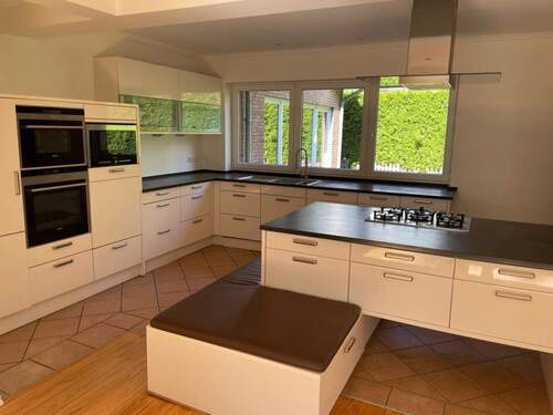 Küche - Mehrfamilienhaus, Wohnhaus mit 247,80 m&sup2; in Hamburg zur Miete