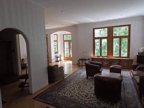 Wohnzimmer 1. OG - 2 Zimmer Mehrfamilienhaus, Wohnhaus in Eschweiler