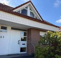 Charmante Doppelhaushälfte mit Garten und Carport in zentraler und ruhiger Lage - Versmold