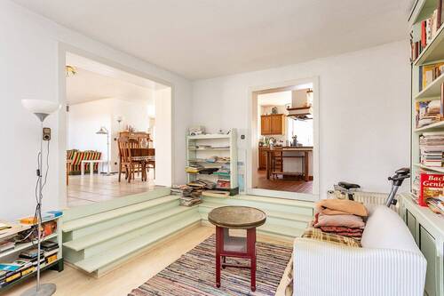 Büro mit Blick in die Etage - 