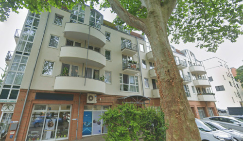 Straßenansicht - Moderne 5-Raum Wohneinheit in Dresden Cotta