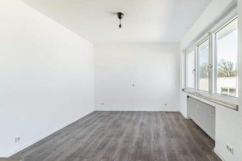 1. OG Schlafzimmer - 