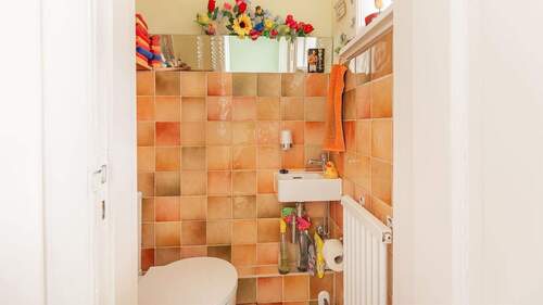 Gätse-WC - 5 Zimmer Doppelhaushälfte in Hamburg