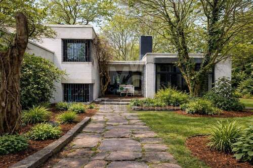 Frühlingsvisualisierung - Bestlage am Steuerndieb: Architektenhaus im Dornröschenschlaf!