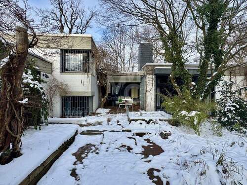 Hausansicht - 5 Zimmer Einfamilienhaus zum Kaufen in Hannover