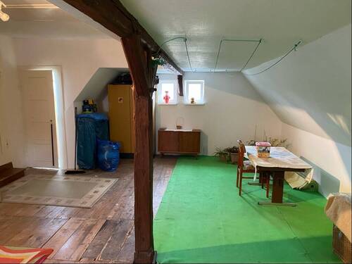 Raum 2 im Dachgeschoß - 