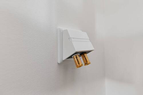 Details - Lautsprecheranschluss - 