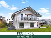 Außenansicht von Westen - Neuwertiges modernes Wohnen in ruhiger Lage, Autarkie dank E3DC Hauskraftwerk, Photovoltaik u.v.m.!