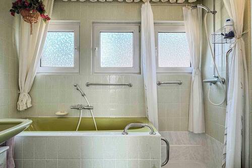 Badezimmer 1. OG - 