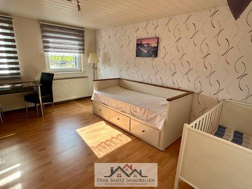 Kinderzimmer DG - 