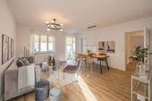 Wohnzimmer - helle frischsanierte 3 Zimmer Wohnung