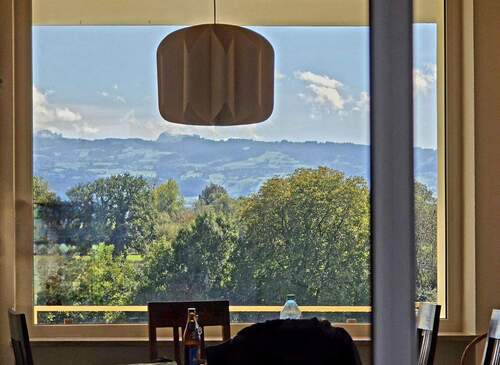 Blick in die Spiegeltüren - 