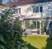 Familienfreundliches, gepflegtes Mittelreihenhaus in Sülldorf, 3 Zimmer+DG+Keller+Garten - Hamburg