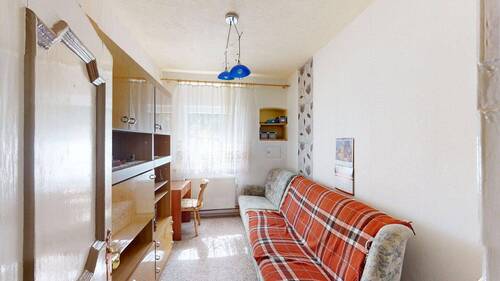 Schlafzimmer - EG - vorne - 