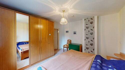 Schlafzimmer OG - hinten - 