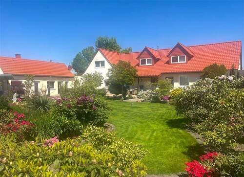 Gartenansicht - Einfamilienhaus mit 232,00 m² in Leipzig zum Kaufen