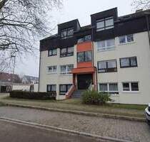 3 Zi.-Mietwohnung mit EBK, Balkon & Garage - Staufen im Breisgau