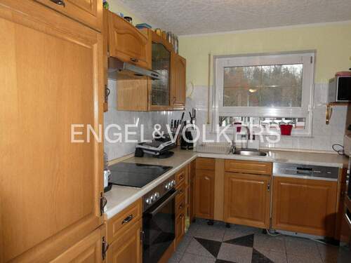 Einbauküche im EG - Doppelhaushälfte mit 109,00 m&sup2; in Bodelshausen zum Kaufen