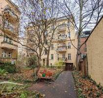 4 Zimmer über den Dächern Pankows - bezugsfreie Altbau-Maisonette mit Traumterrasse - Berlin