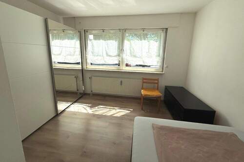 geräumiges Schlafzimmer - Etagenwohnung mit 44,00 m² in München zum Kaufen