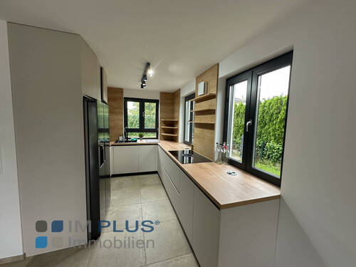 Hochwertige Küche - 5 Zimmer Doppelhaushälfte in Kolbermoor / Pullach