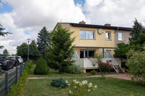Hausansicht - Listenpreis 154.000 €- Endreihenhaus in Kreckow bei Groß Miltzow mit Garage und Garten